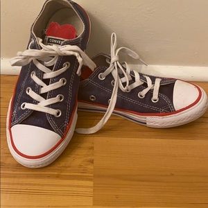 Kids converse